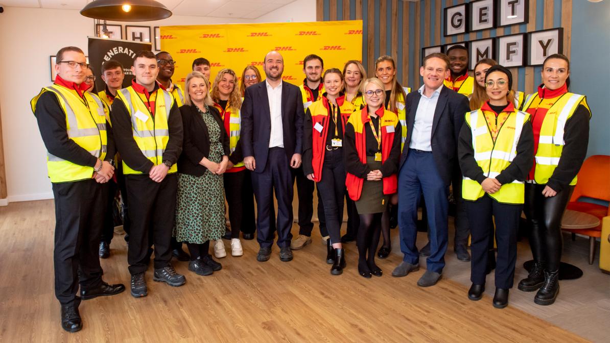 transport-minister-visits-dhl-s-east-midlands-gateway-dhl-united