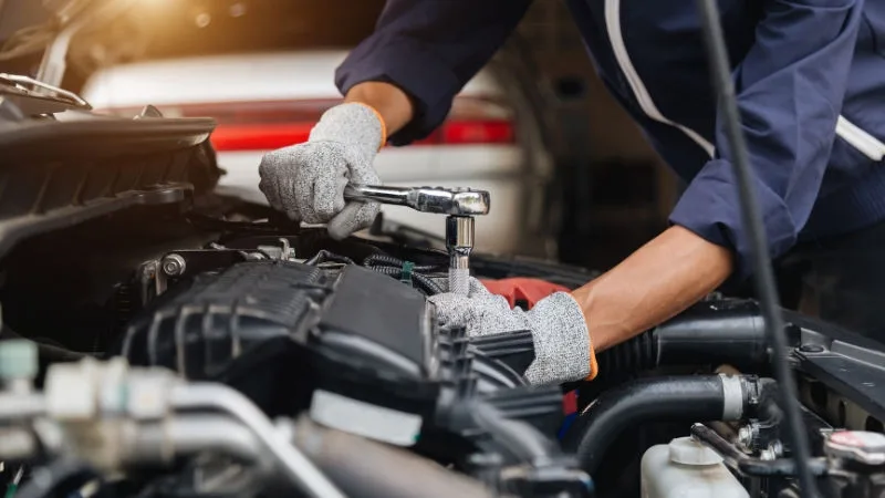 自動車整備士 エンジン調整