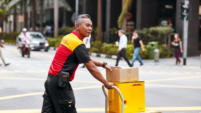 DHL Express 是您值得信賴的國際速遞物流公司