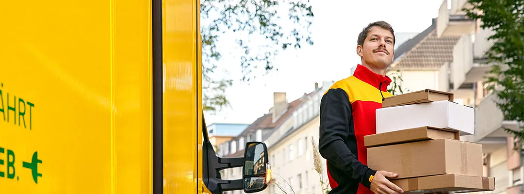 DHL courier