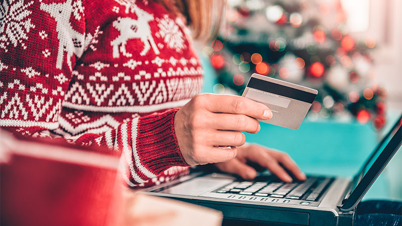  Holiday spending to surpass pre-pandemic levels for the first time