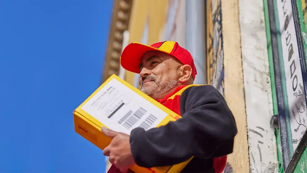 dhl courier 