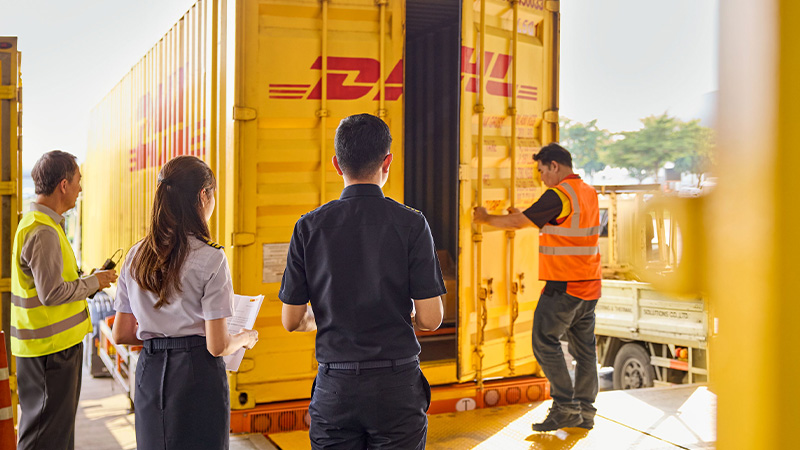 Explore Express Shipping Consolidation or U.S. Fulfillment with DHL