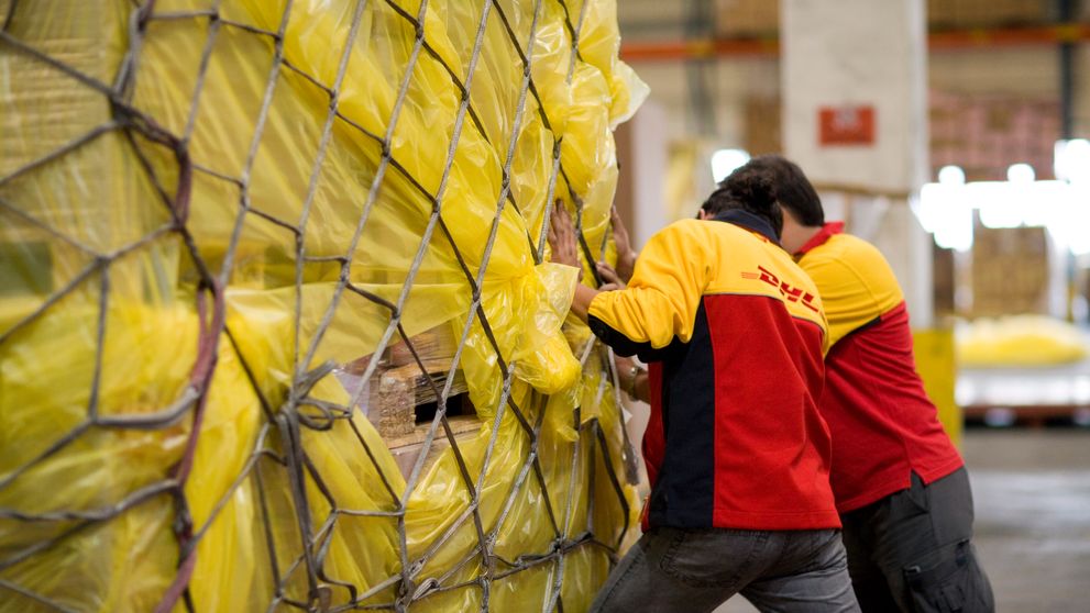  just-in-time logistics at dhl warehouse