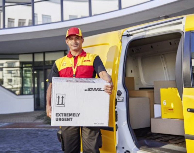 DHL EXPRESS 9:00/10:30/12:00